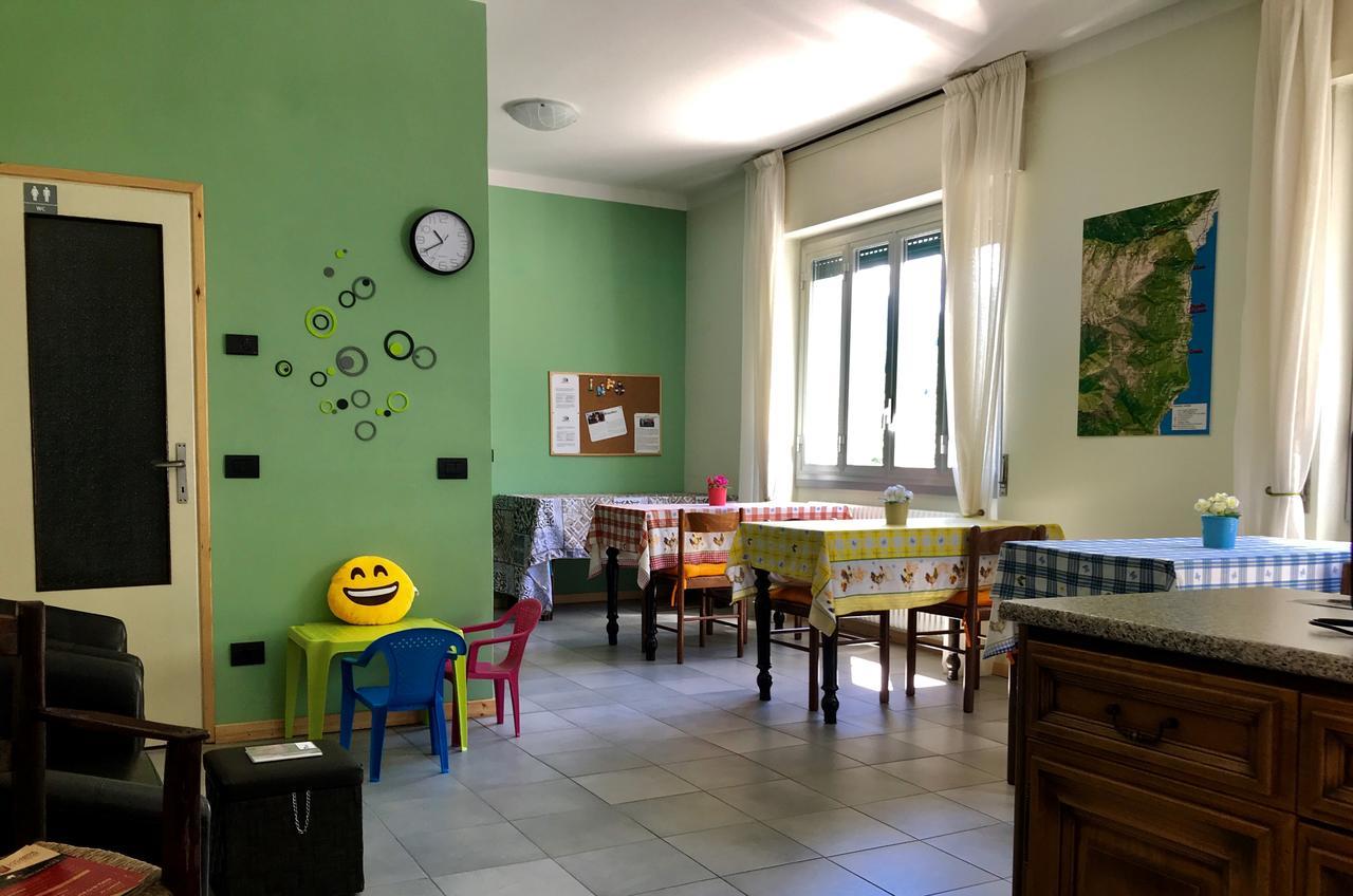 Garzeno B&B Zia Maria المظهر الخارجي الصورة